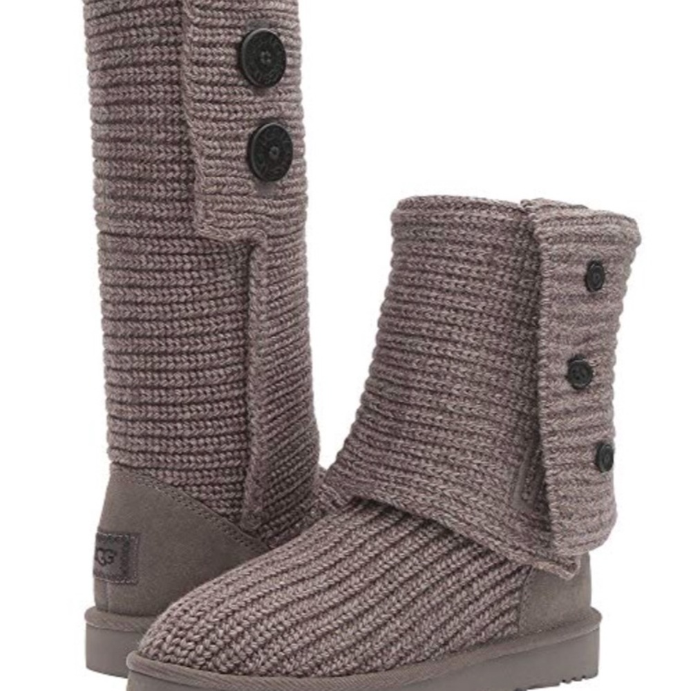UGG classic cardy boots